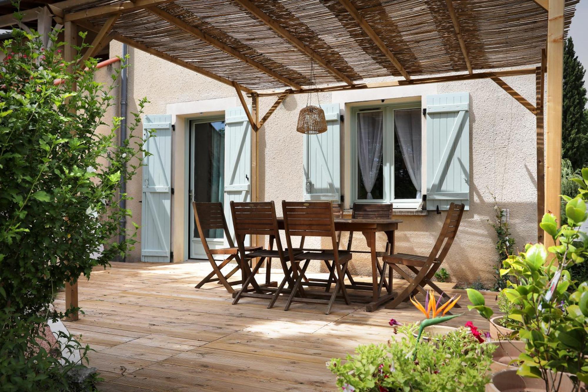 Gite " O Paradis" Douelle Exterior photo